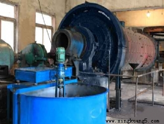 濕法水煤漿生產(chǎn)線(xiàn)球磨機(jī)工作現(xiàn)場(chǎng)